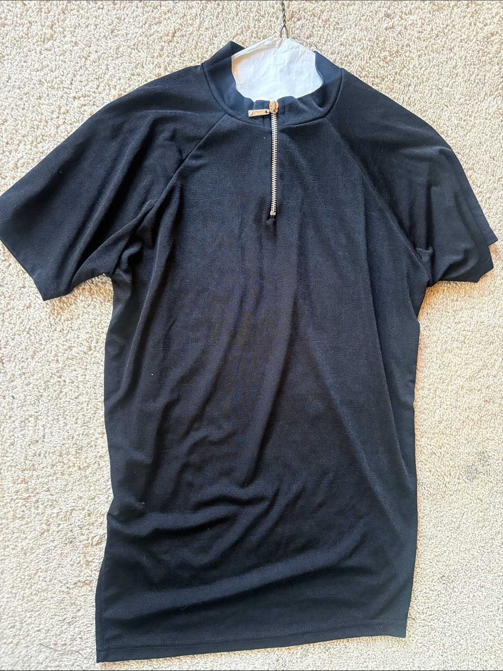 Men's Black Short-Sleeve Zip-Front Shirt
